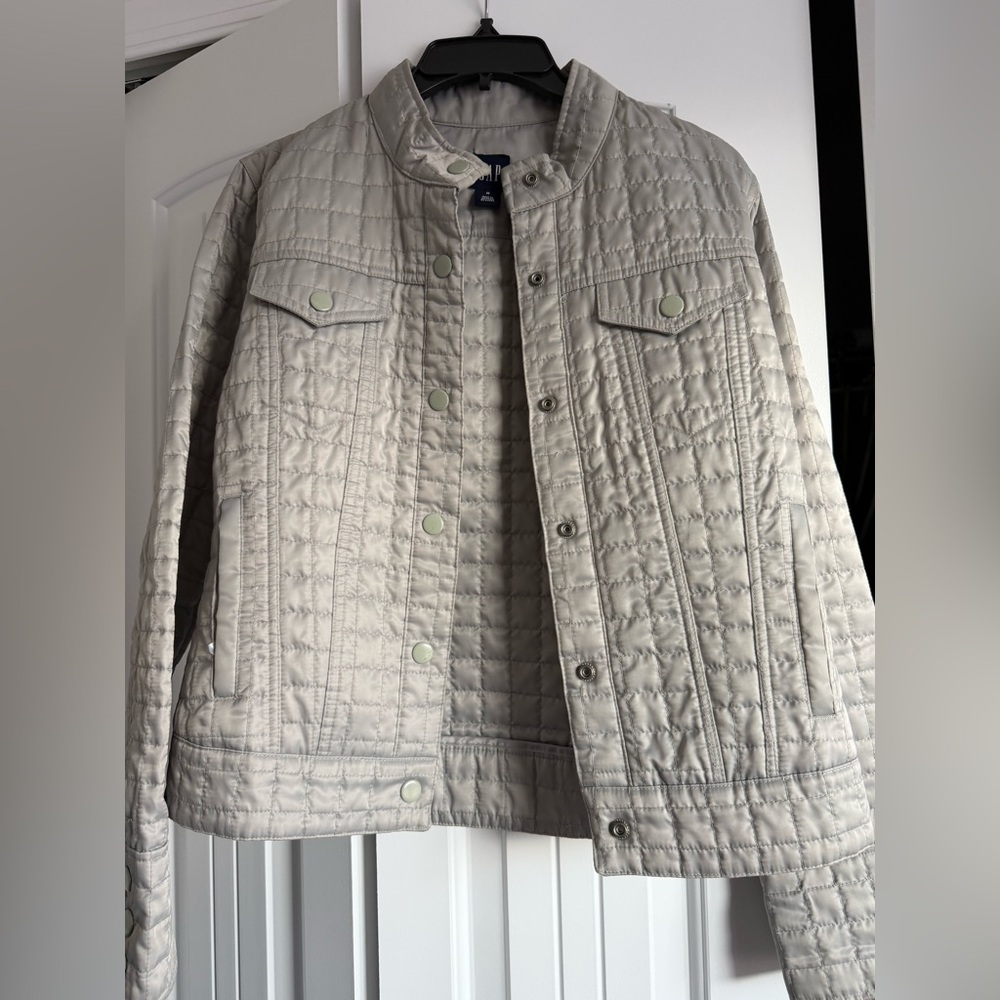 GAP Women's Quilted Utility Jacket - Light Gray